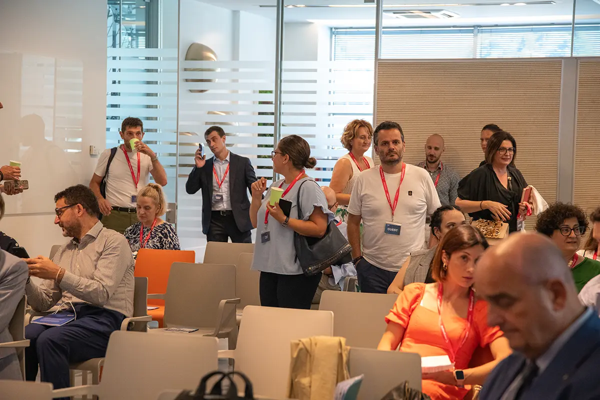 Azienda Intelligente: masterclass Simest: Evento simest - Polo innovativo Azienda Intelligente: masterclass Simest: Evento simest - Polo innovativo