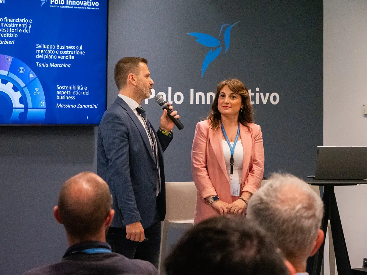 Sostenibilità ESG e certificazione: il valore della norma SRG 88088: Presentazione sostenibile - Polo Innovativo Sostenibilità ESG e certificazione: il valore della norma SRG 88088: Presentazione sostenibile - Polo Innovativo